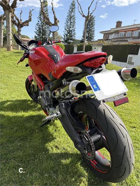 Ducati Monster 696 – Vista 7