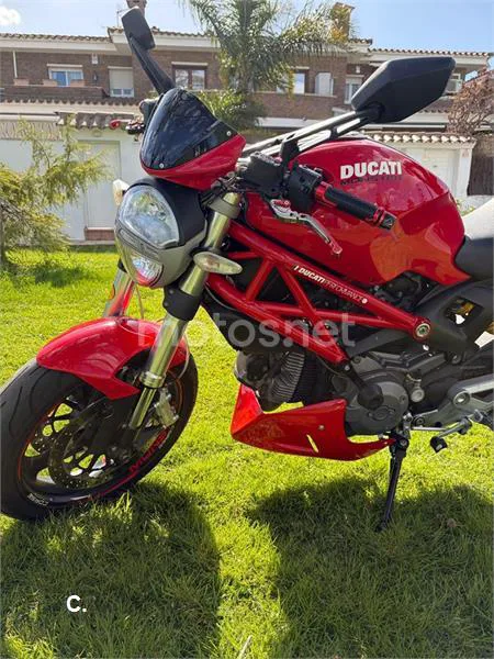 Ducati Monster 696 – Vista 8