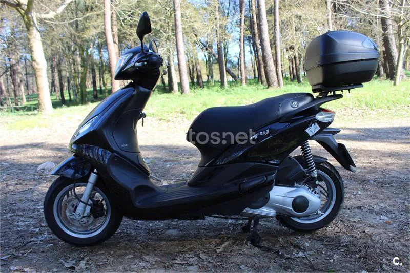 Piaggio FLY 125 ie 3V – Vista 2