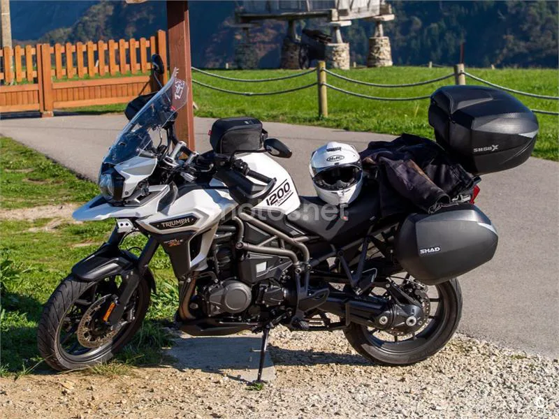 Triumph Tiger Explorer - Vista 9