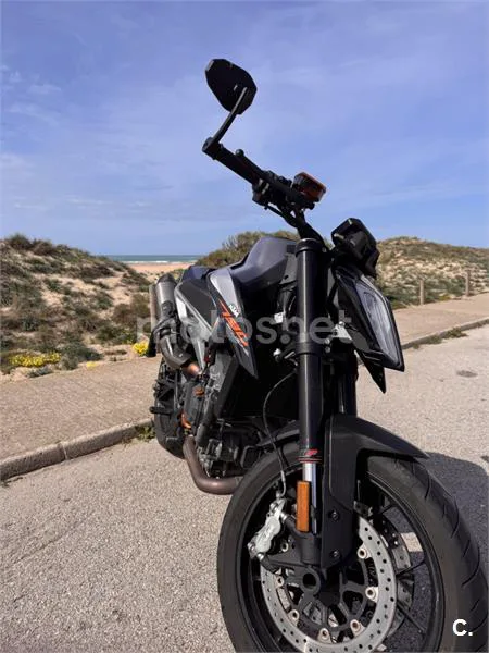 KTM 790 – Vista 13