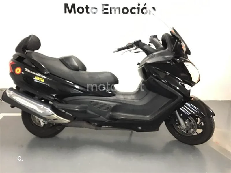 Suzuki Burgman 650 Executive – Vista 3