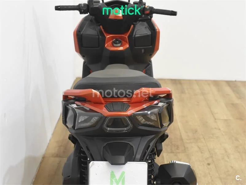 Kymco DTX 350 – Vista 6