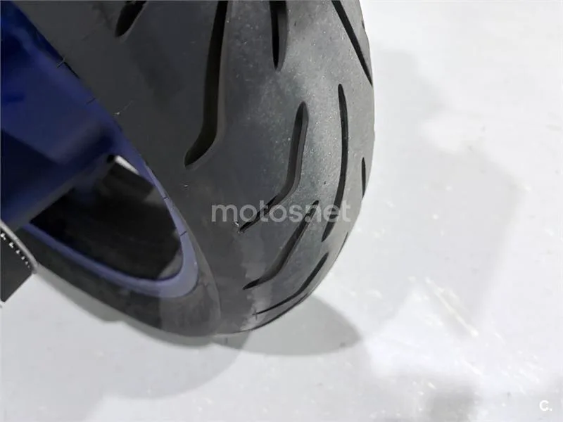 Yamaha TMAX – Vista 13