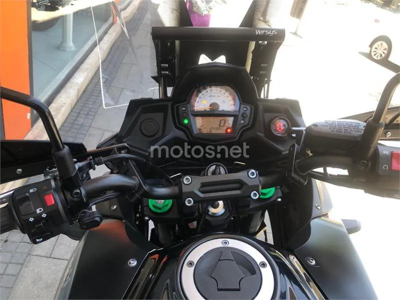 Kawasaki Versys – Vista 12