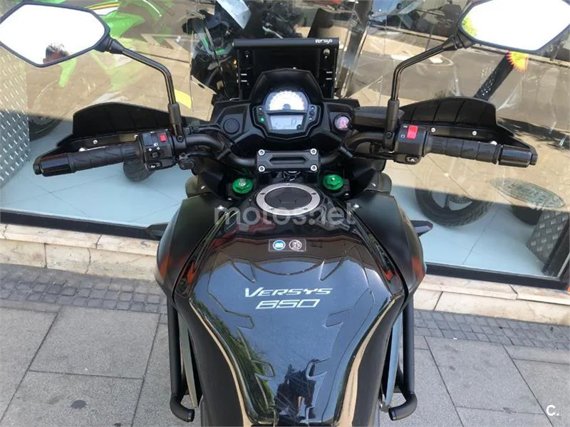 Kawasaki Versys – Vista 8