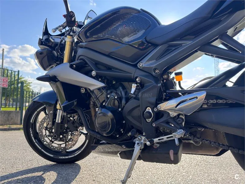 Triumph Street Triple 95 CV ABS – Vista 3