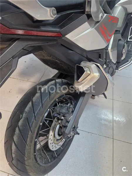 Honda X-ADV – Vista 4