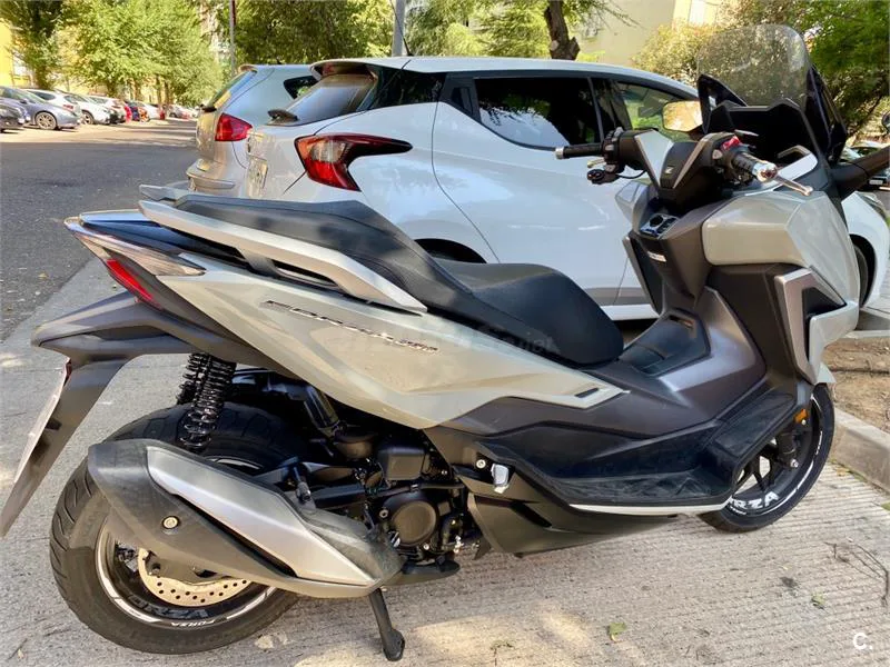 Honda Forza 350 – Vista 2