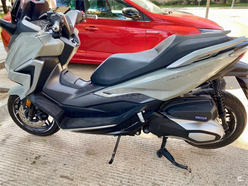 Honda Forza 350 – Vista 4