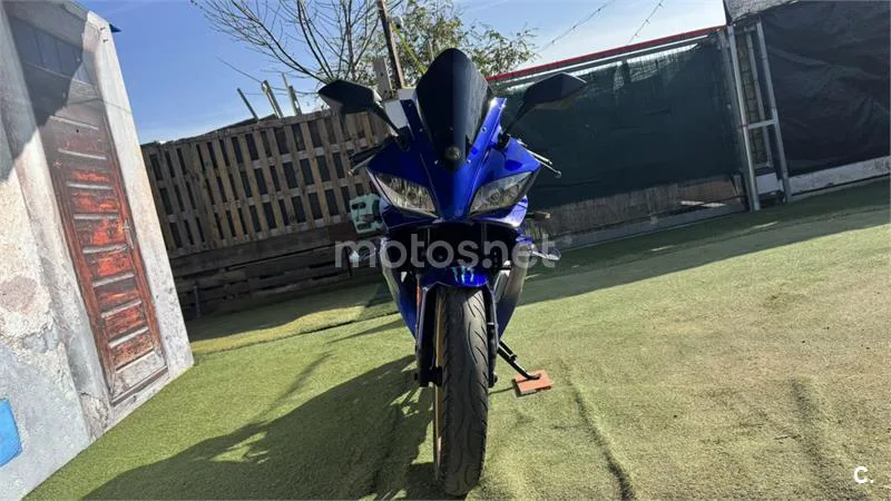 Yamaha R125 – Vista 4