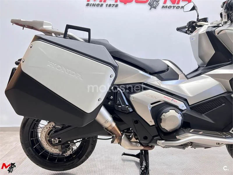 Honda X-ADV – Vista 4