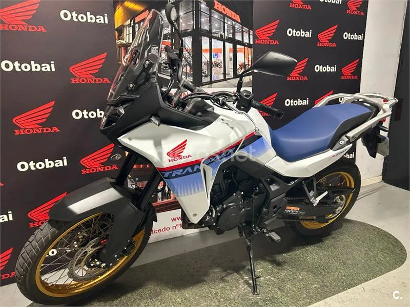 Honda XL 750 Transalp – Vista 3