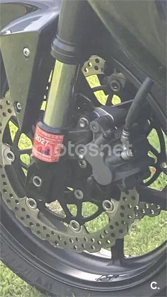 Kawasaki Z 750 – Vista 6