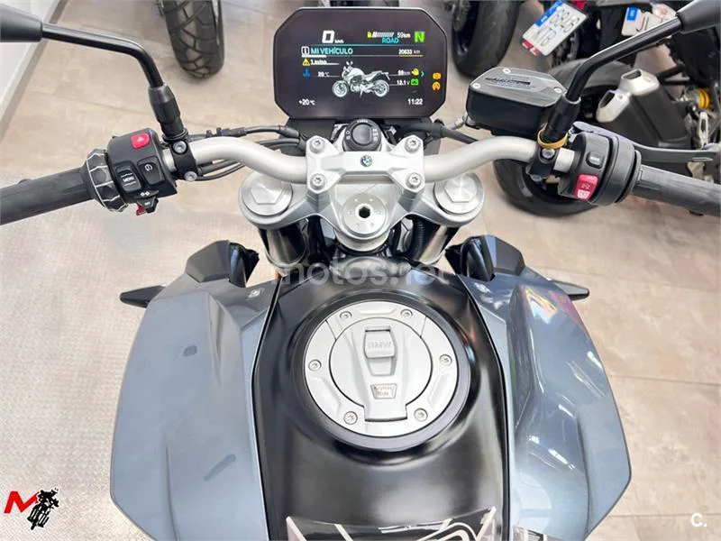 BMW F 900 R – Vista 7