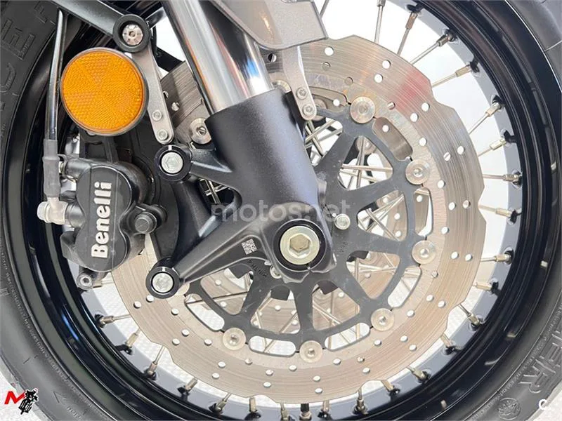 Benelli TRK 502 – Vista 6