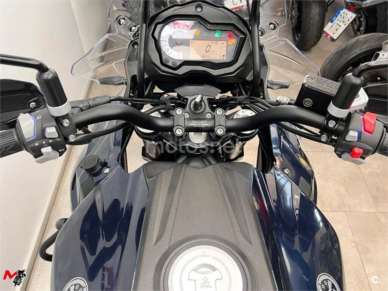 Benelli TRK 502 – Vista 8