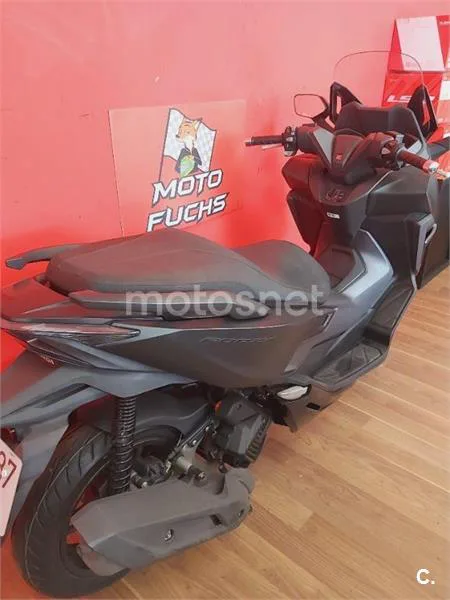 Honda Forza 125 – Vista 11