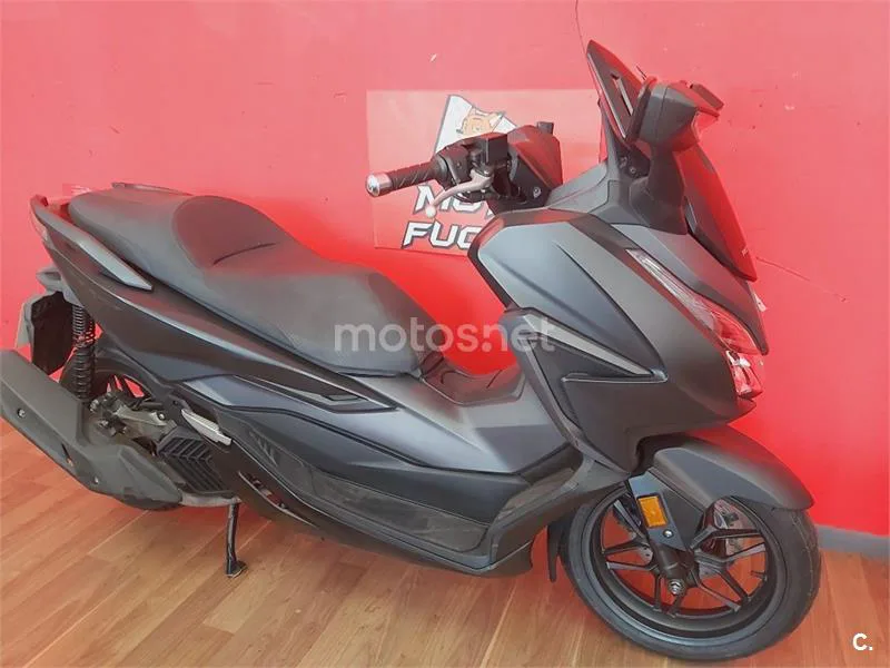 Honda Forza 125 – Vista 15