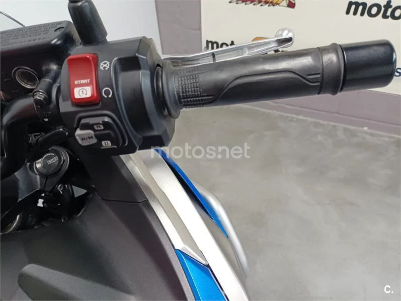 Honda NC 750 X – Vista 12