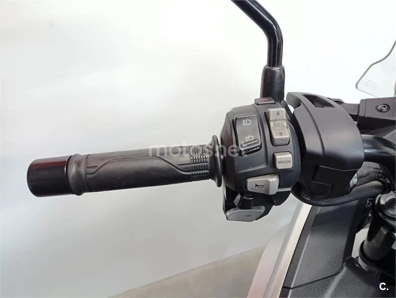 Honda NC 750 X – Vista 10