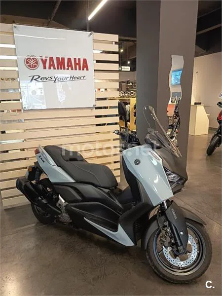 Yamaha XMAX 300 – Vista 3