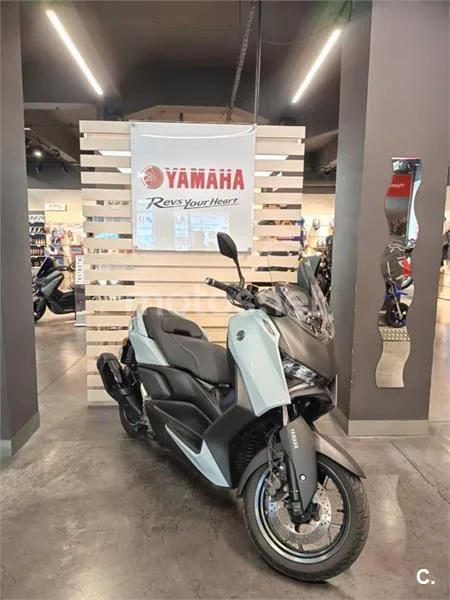 Yamaha XMAX 300 – Vista 5