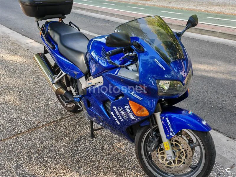 Honda VFR800F - Vista 4