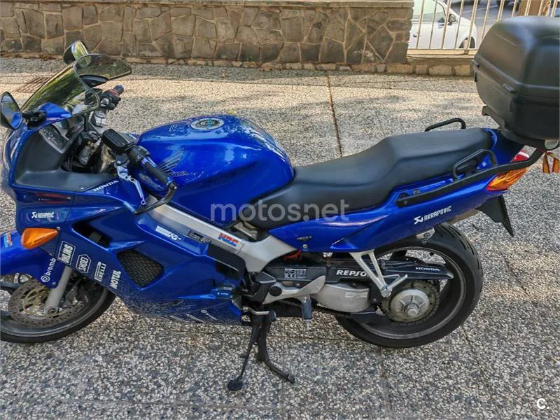 Honda VFR800F - Vista 6
