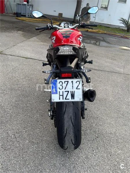 BMW S 1000 RR - Vista 3