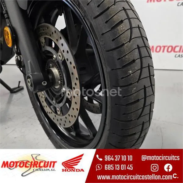 Yamaha MT-07 – Vista 8