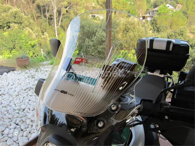 Suzuki V-Strom 1000 – Vista 4