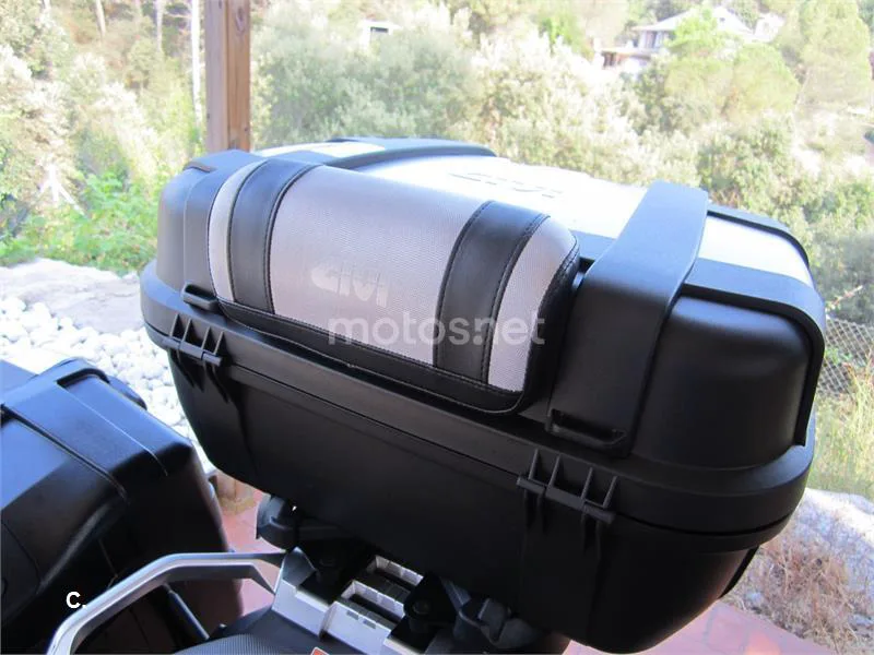 Suzuki V-Strom 1000 – Vista 7