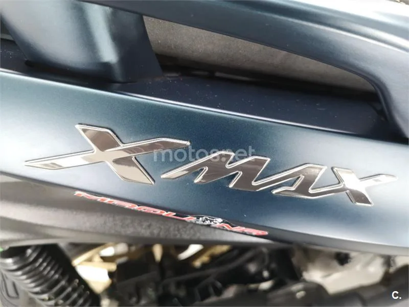 Yamaha XMAX 300 – Vista 13