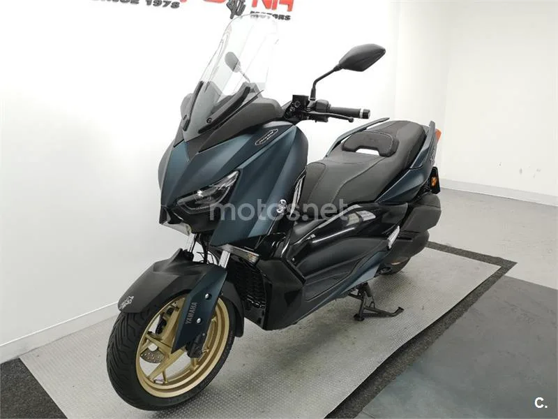 Yamaha XMAX 300 – Vista 15