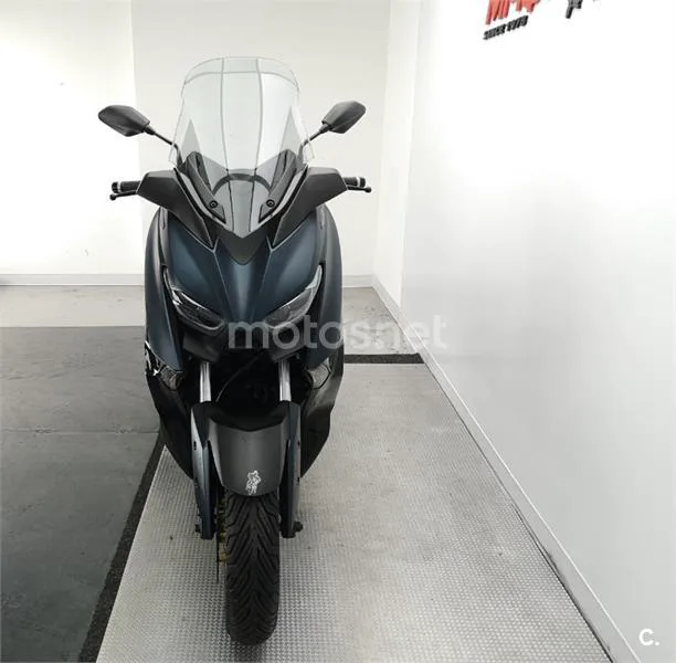 Yamaha XMAX 300 – Vista 3