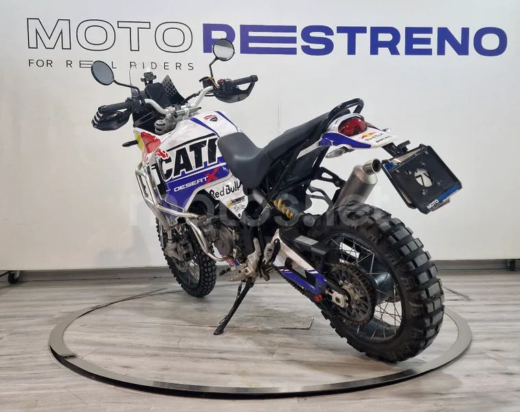 Ducati DesertX – Vista 3