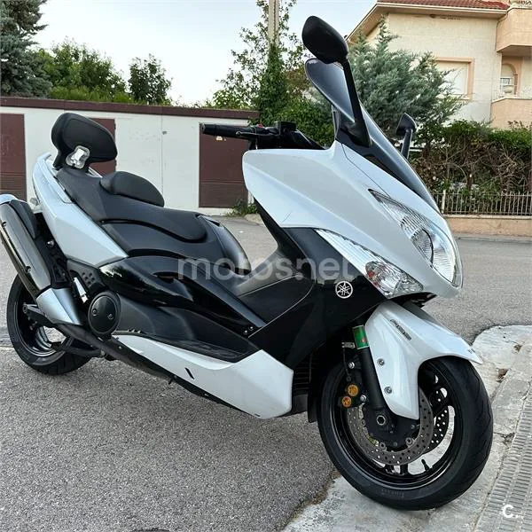 Yamaha TMAX 500 – Vista 2