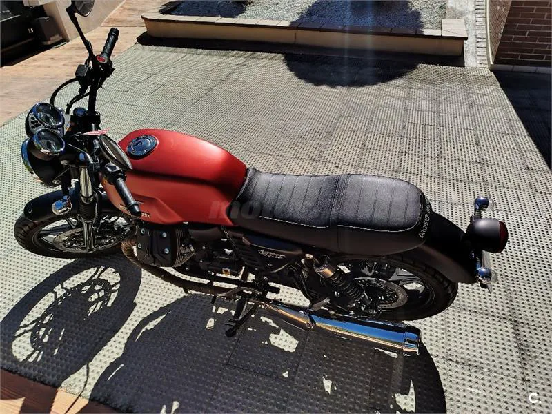 Moto Guzzi V7 II – Vista 10