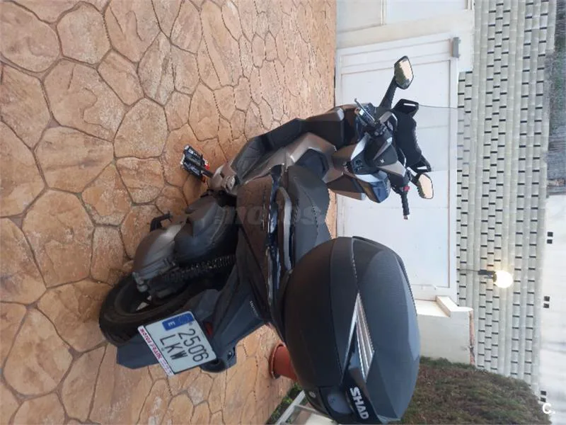 Honda Forza – Vista 2