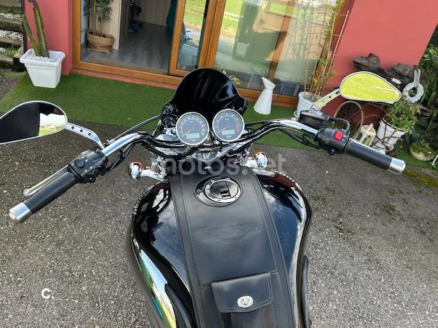 Triumph ROCKET III Roadster ABS – Vista 6