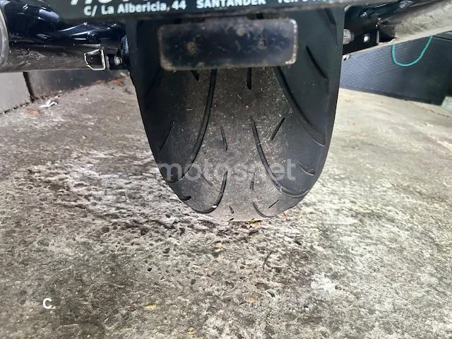 Triumph ROCKET III Roadster ABS – Vista 8