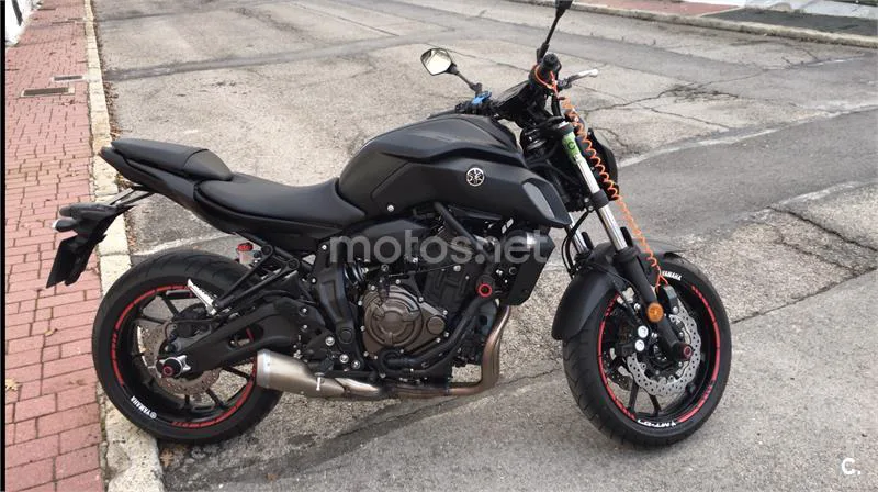 Yamaha MT-07 – Vista 3