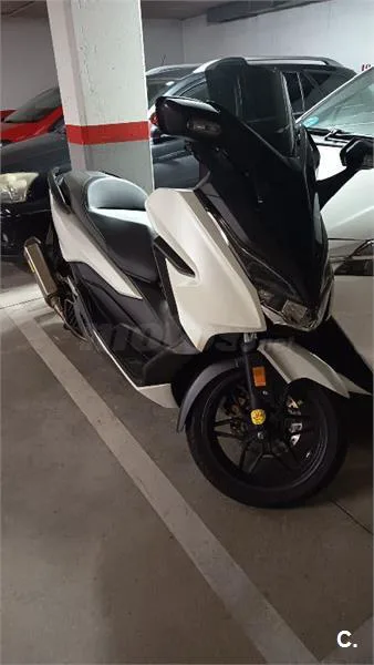 Honda Forza 125 – Vista 3