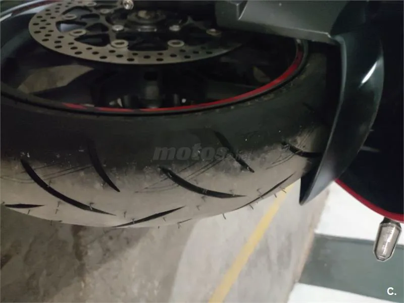 Honda CBR 650 R – Vista 5