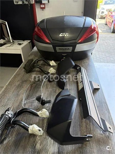 Suzuki V-Strom 650 – Vista 4