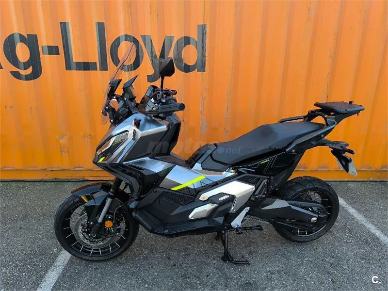 Honda X-ADV – Vista 13