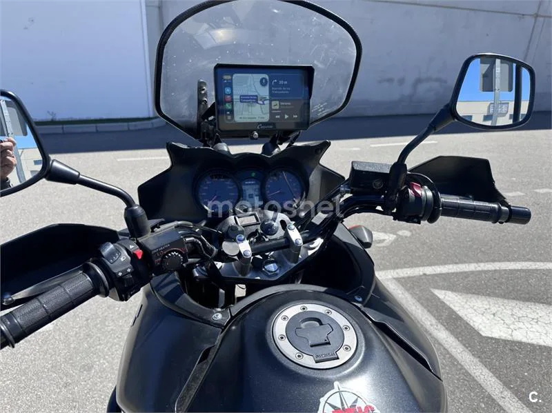 Suzuki V-Strom 650 – Vista 8