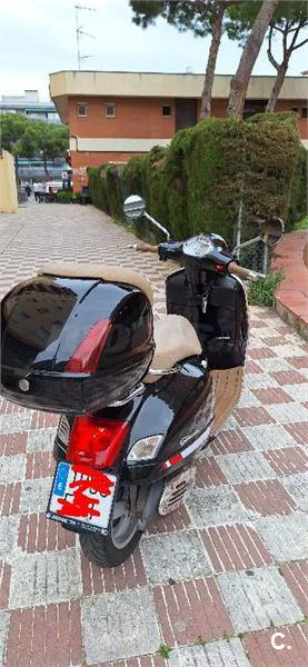 Vespa GTS 250 ie 1500 € 2006 Girona - 2