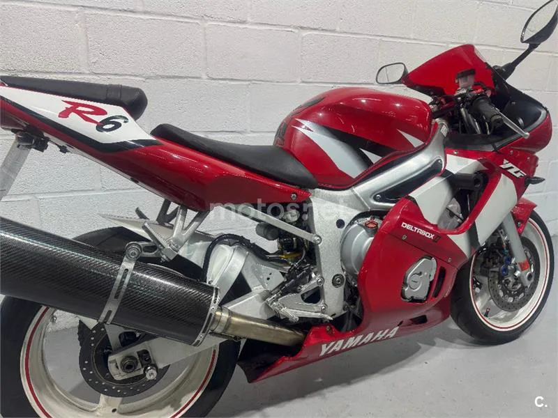 Yamaha R6 – Vista 17